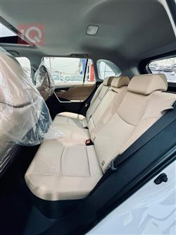 تۆیۆتا ڕاڤ 4